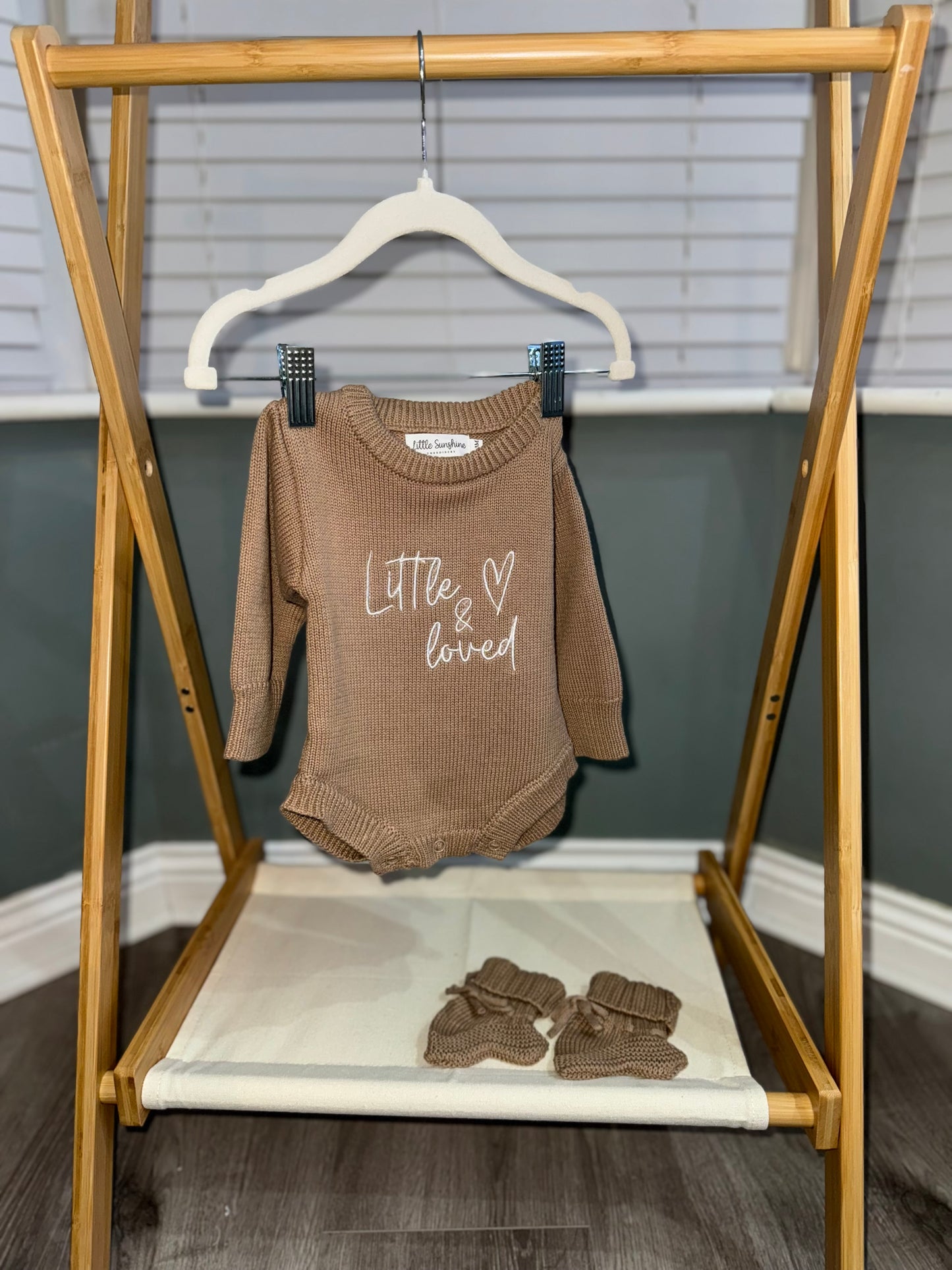 Brown knit romper & booties set