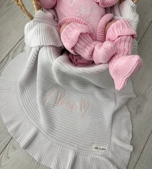 Frilly Knit Blanket ✨
